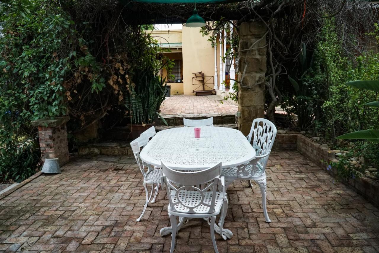 Outentique Accommodation Oudtshoorn Luaran gambar