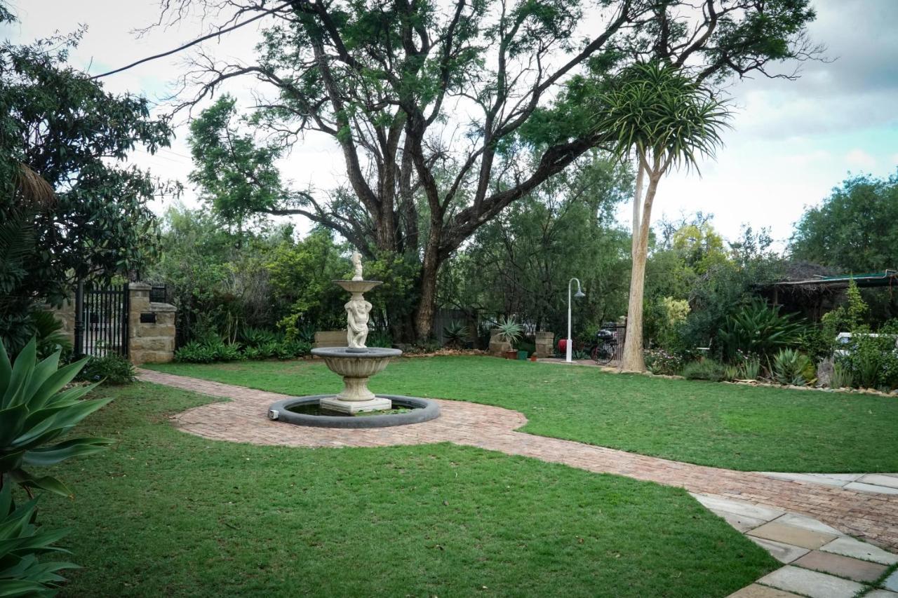 Outentique Accommodation Oudtshoorn Luaran gambar