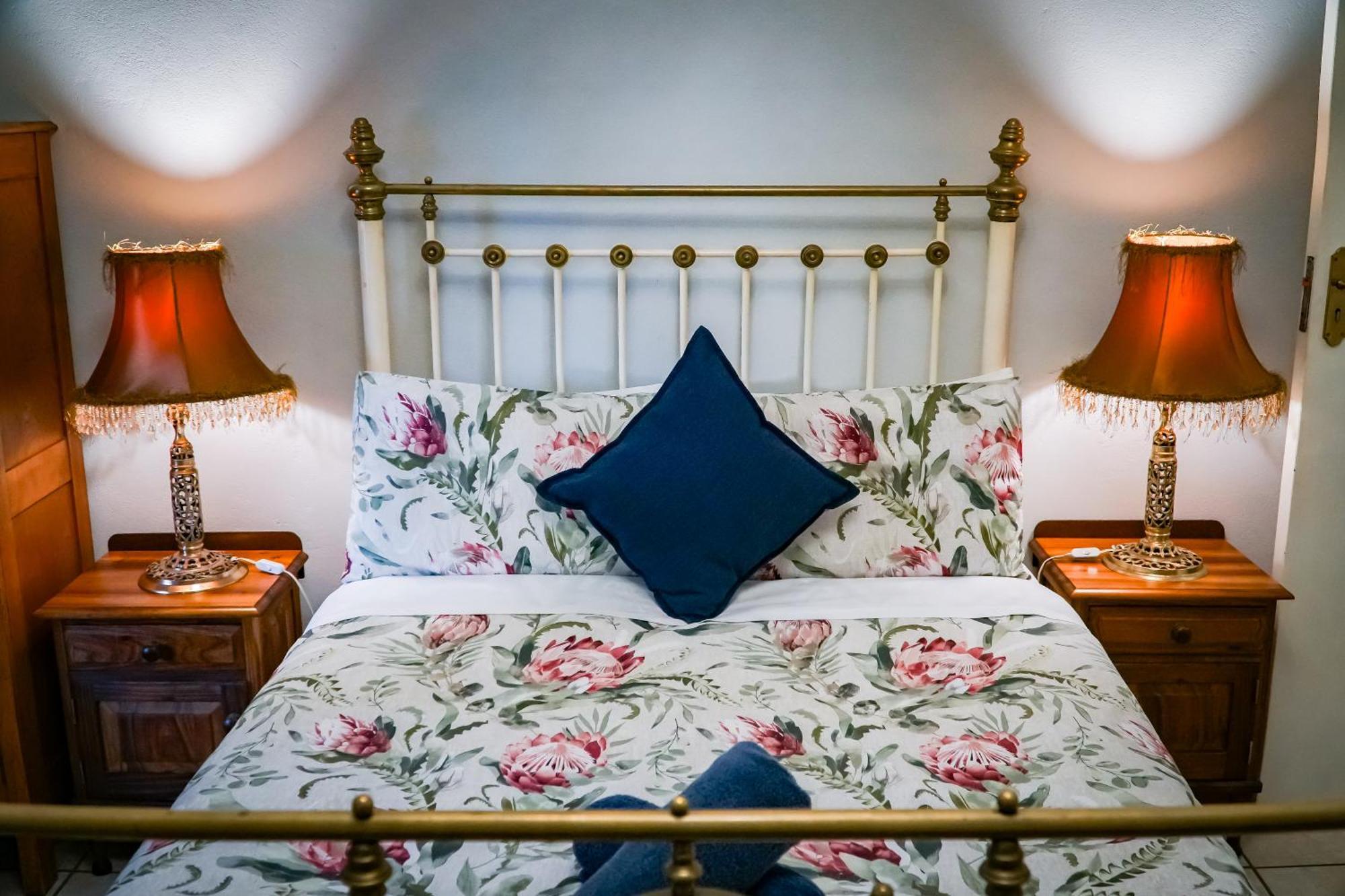 Outentique Accommodation Oudtshoorn Bilik gambar