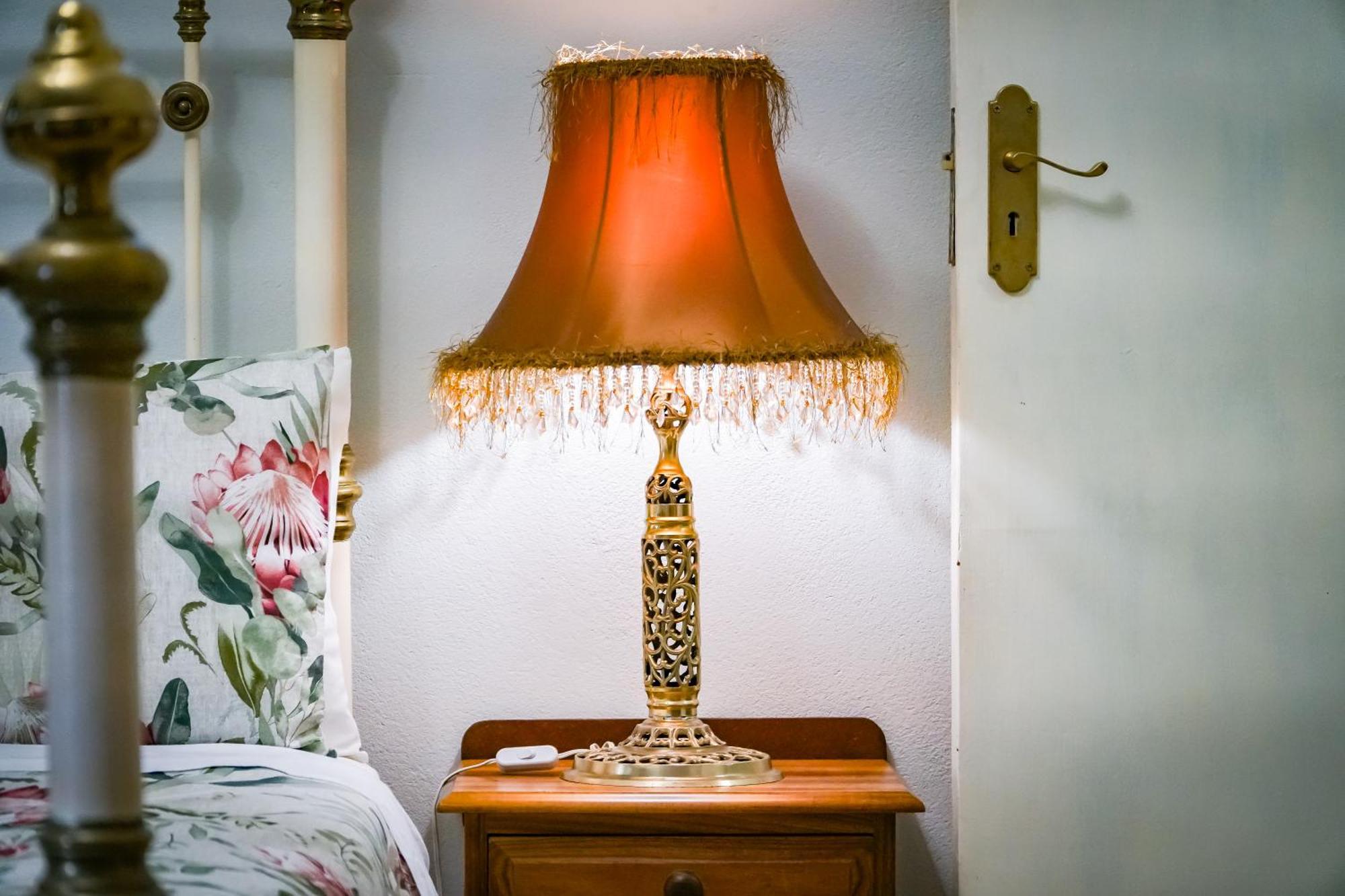Outentique Accommodation Oudtshoorn Bilik gambar